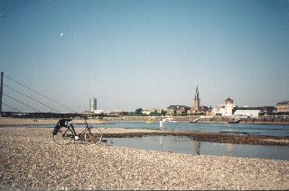 Ufer in Oberkassel